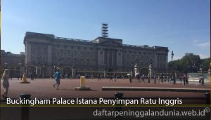 Buckingham Palace Istana Penyimpan Ratu Inggris